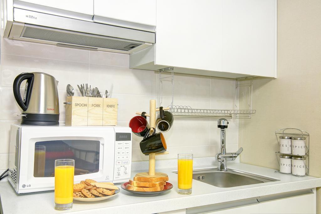 Hostel Kw Gangnam Seoul Bagian luar foto
